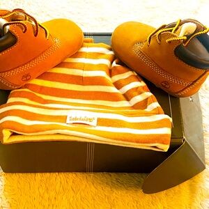 Timberland shoes w/ hat